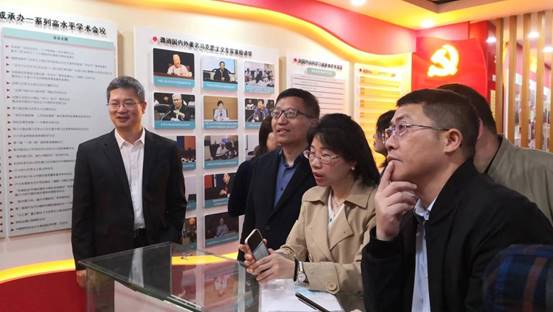 说明: a20b0d2f490a8097f3b1c1d34af4747